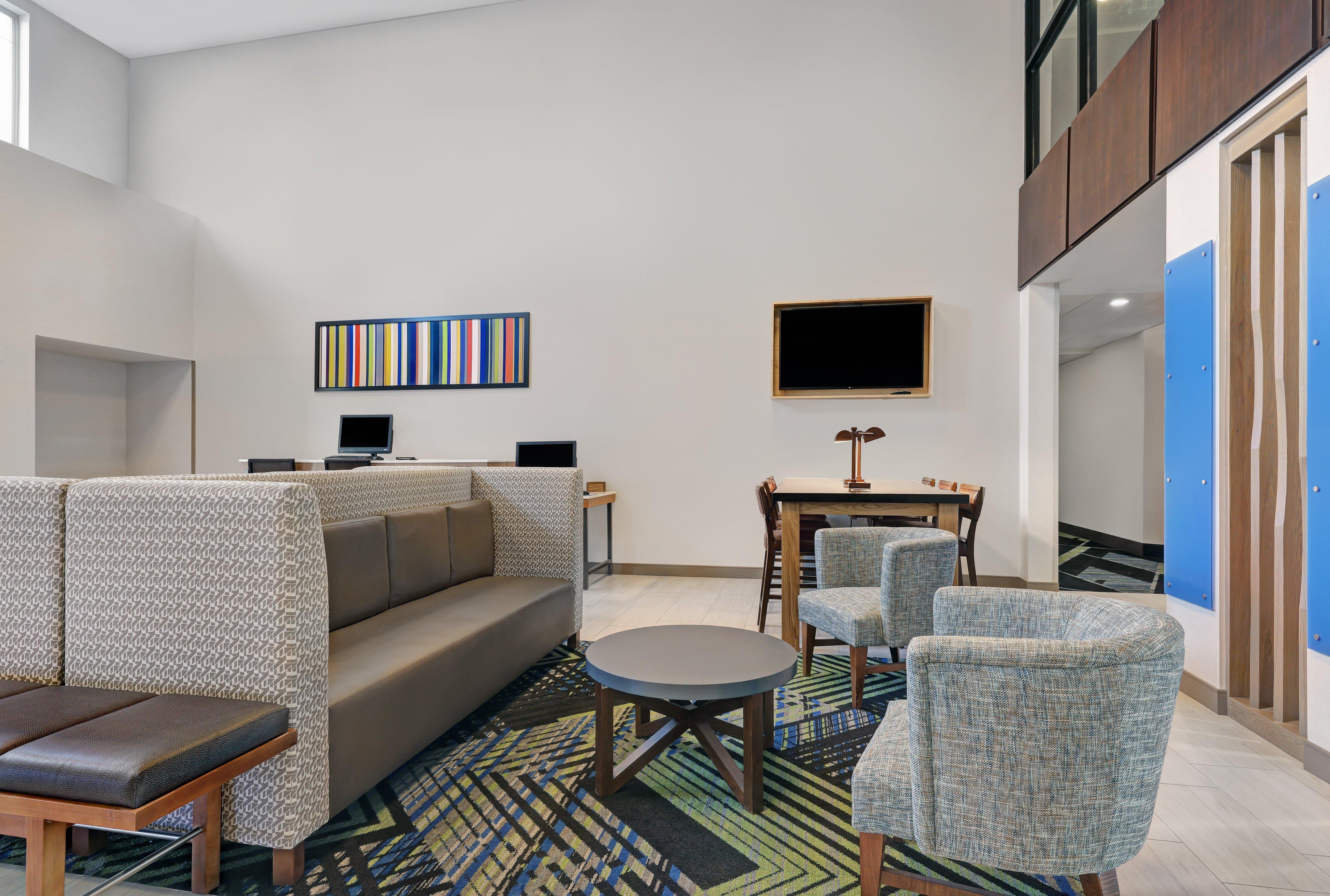 Holiday Inn Express Newport By Ihg Zewnętrze zdjęcie