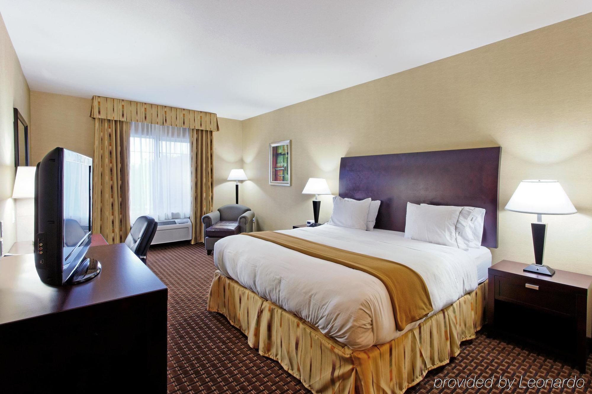 Holiday Inn Express Newport By Ihg Pokój zdjęcie