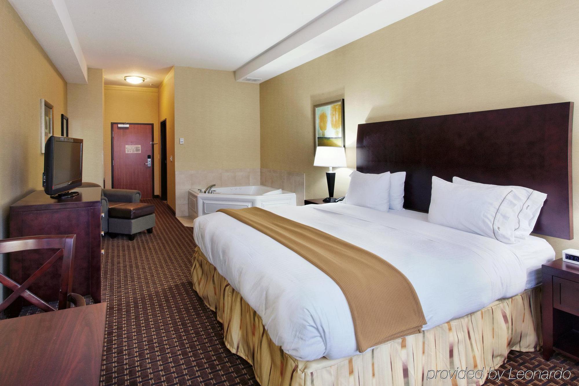 Holiday Inn Express Newport By Ihg Pokój zdjęcie