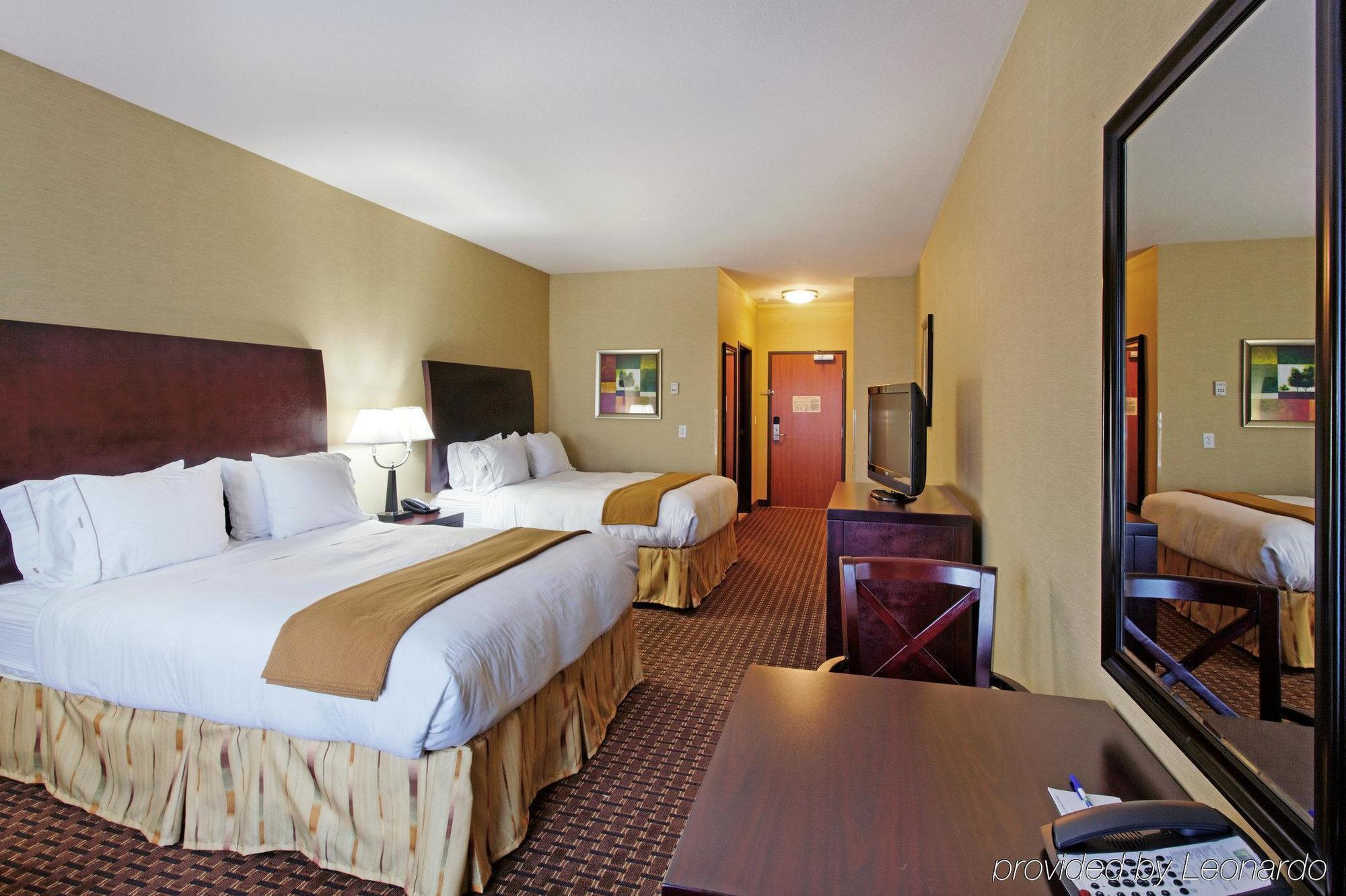 Holiday Inn Express Newport By Ihg Zewnętrze zdjęcie