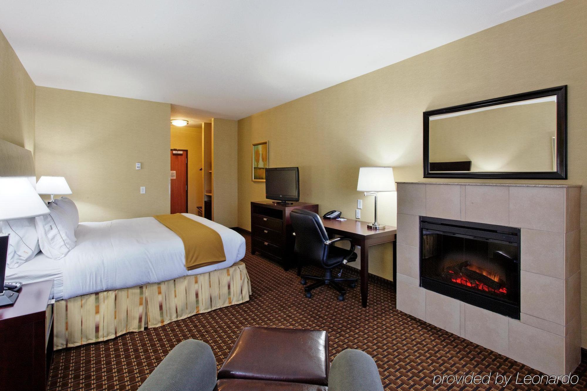 Holiday Inn Express Newport By Ihg Zewnętrze zdjęcie